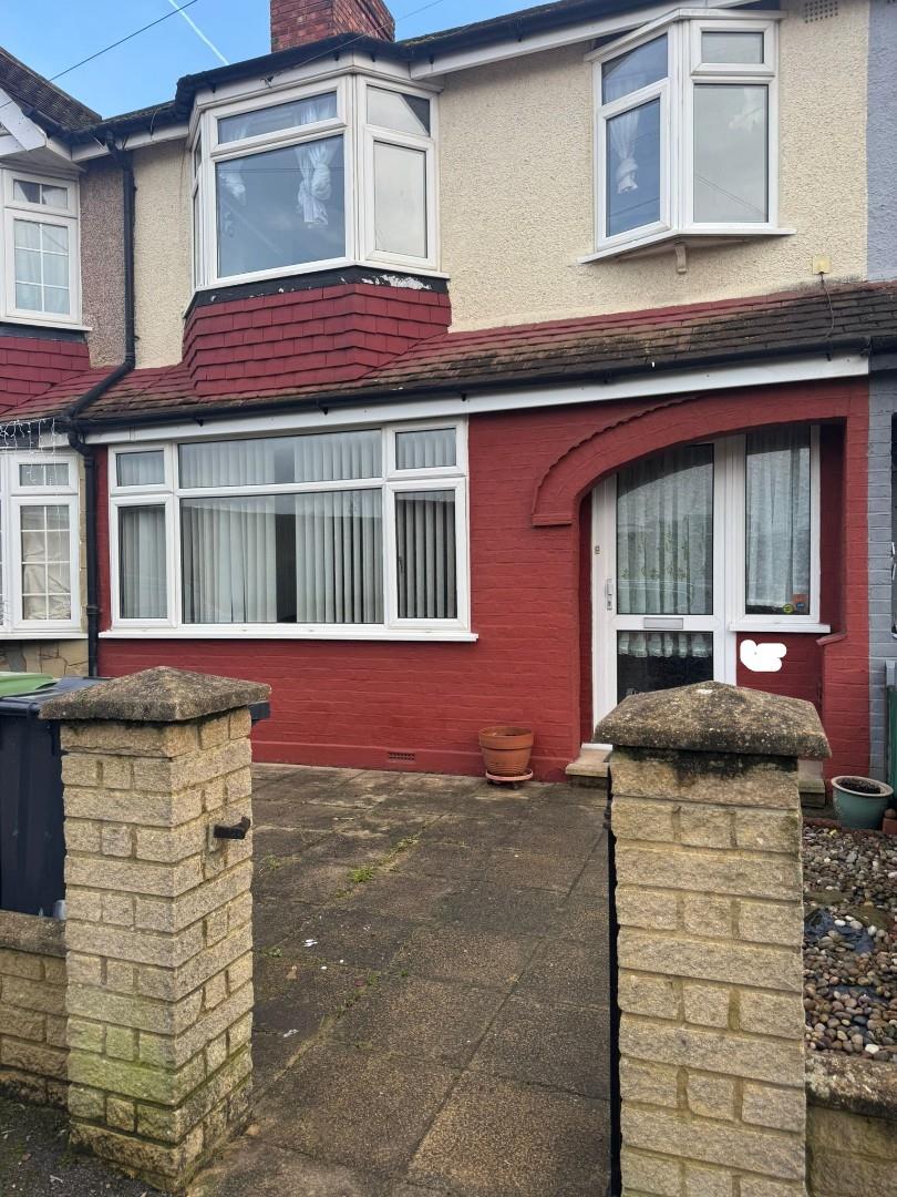 Woodgrange Gardens, Enfield